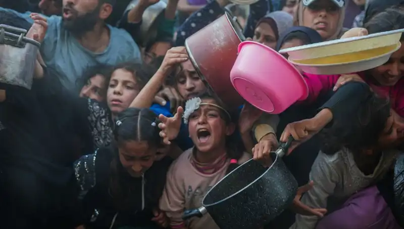 Gazze'de Çığır Açan Açlık Krizi: Un Stokları Tükendi
