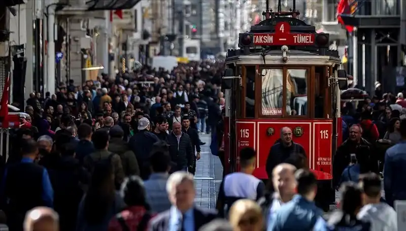Türkiye'nin Nüfusu Yeni Rekorla 85 Milyonu Geçti!