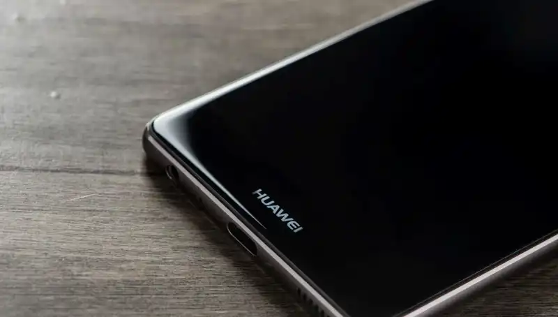 Huawei, Katlanabilir Telefonu ile Teknoloji Dünyasında Yepyeni Bir Dönem Açtı